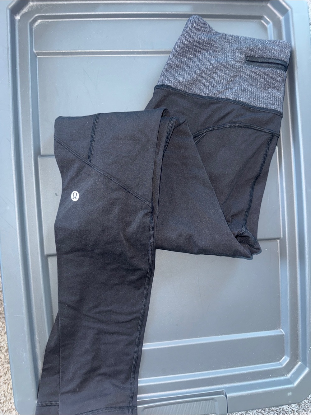 lululemon athletica Black Leggings with Heather Gray Waistband